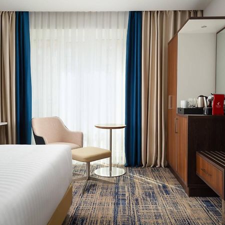 Hotel Courtyard By Marriott Tashkent Esterno foto