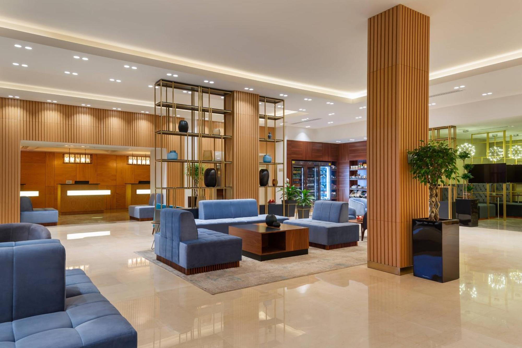 Hotel Courtyard By Marriott Tashkent Esterno foto