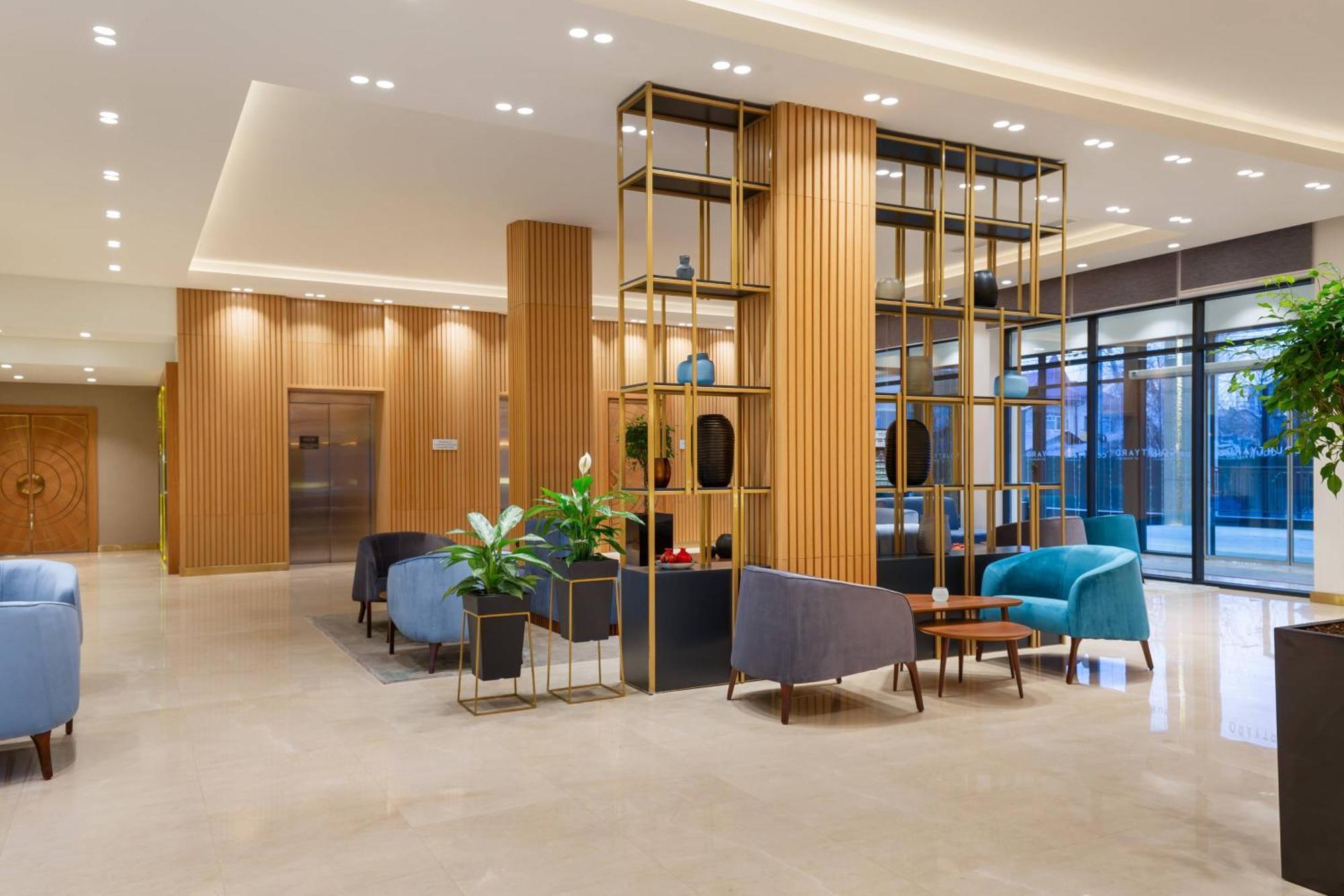 Hotel Courtyard By Marriott Tashkent Esterno foto